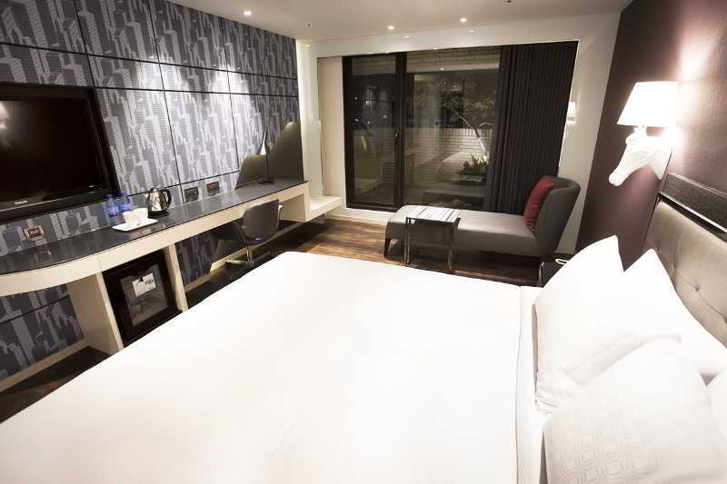 Royal Group Hotel Minghua Branch Kaohsiung Exterior photo